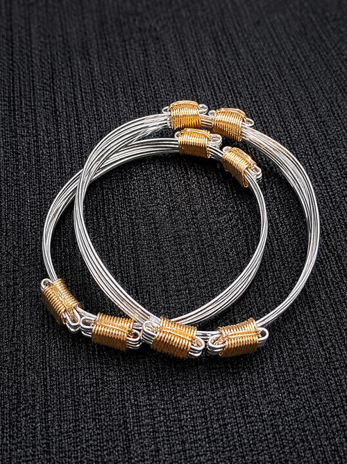 4 Seasons Wire Bracelets